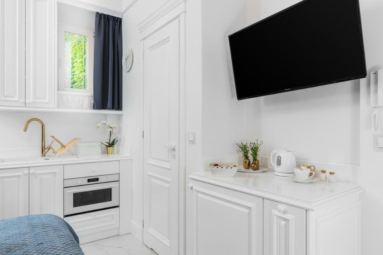 Golden Fish - New Apartment - Old Town Краков Экстерьер фото