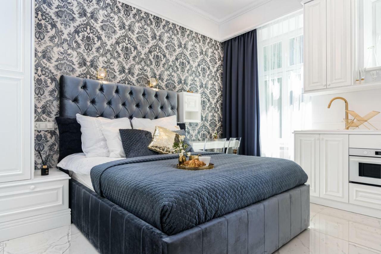 Golden Fish - New Apartment - Old Town Краков Экстерьер фото